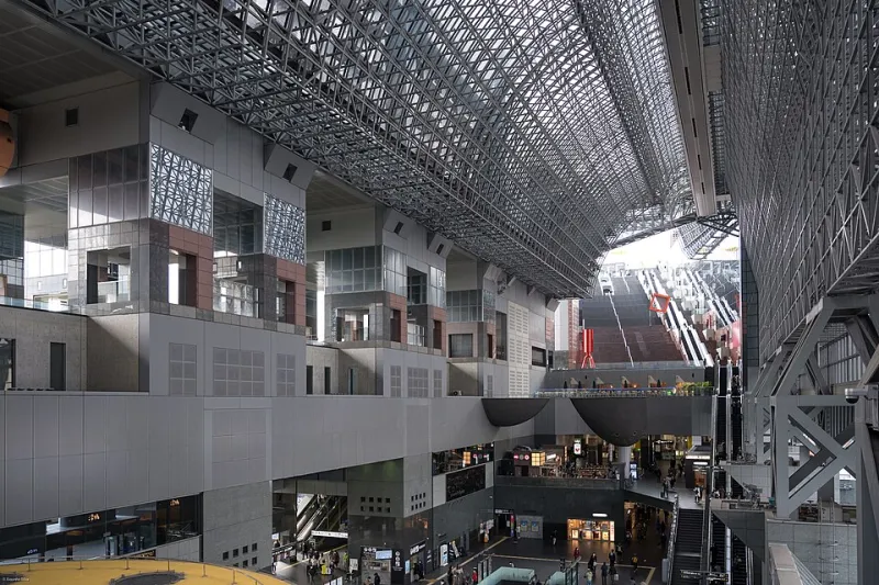 Respawn Points and Reward Loops: How Your Local Mall Just Became a Video Game
